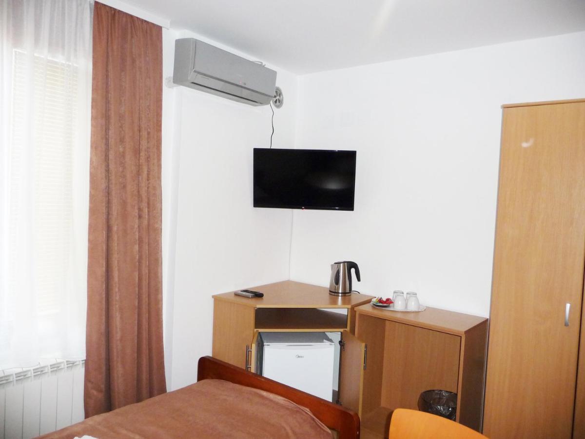 Sobe Rooms Aleksandar Nis Exterior photo