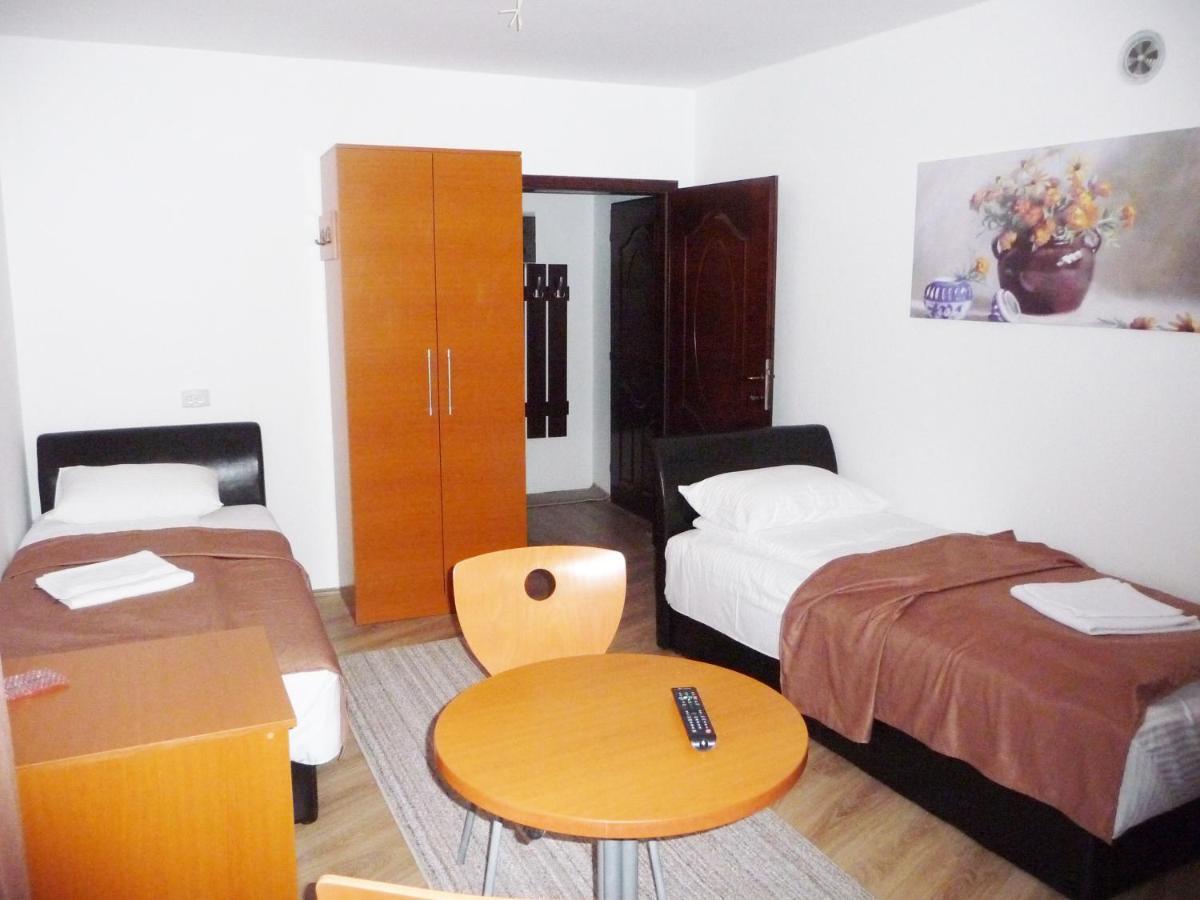 Sobe Rooms Aleksandar Nis Exterior photo